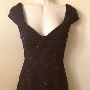 Yellow Star Modcloth Black Sequin Lace Fit and Flare Dress Medium NYE